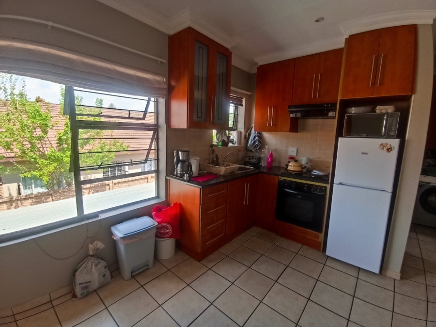 To Let 2 Bedroom Property for Rent in Bult South North West